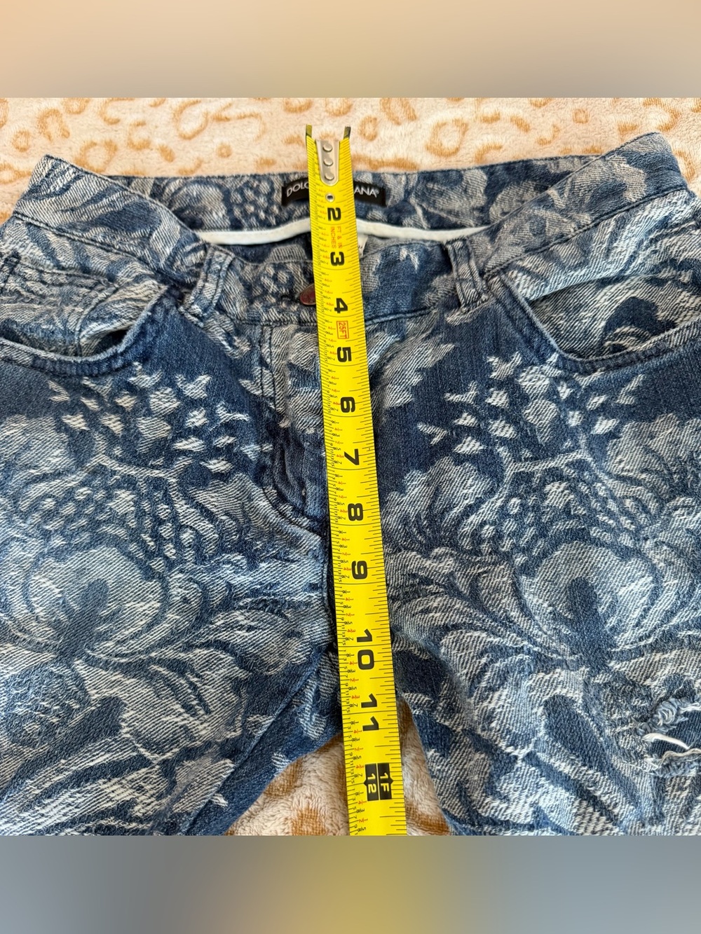 Dolce & Gabbana Blue Jacquard Denim Jeans
Size: 38 EUR/ 4 USA - Picture 9 of 10